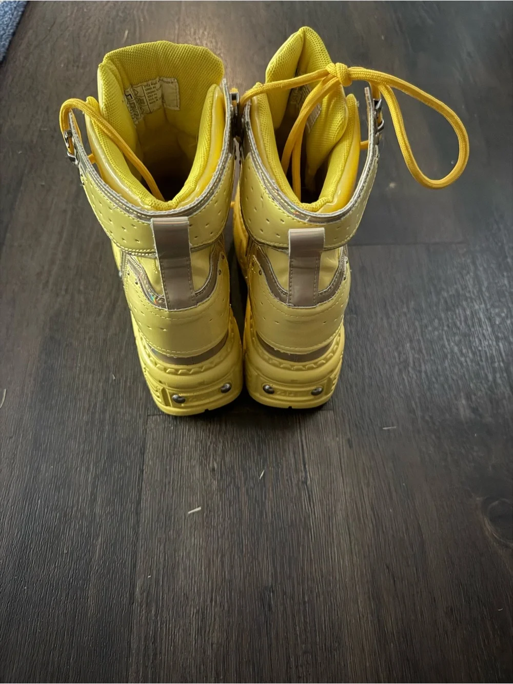 Anthony Wang Women’s Yellow High-Top Sneakers Mangosteen 05
